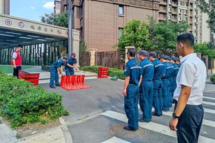 独行侠今日对阵尼克斯 东契奇&欧文能够出战 莱夫利缺席